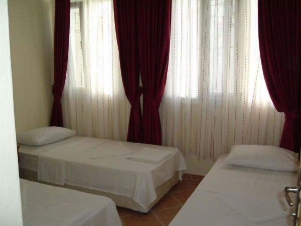 Gardenya Pension Bodrum Стая снимка